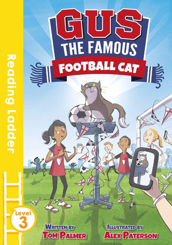 (Reading Ladder Level 3) Gus the Famous Football Cat : paperback