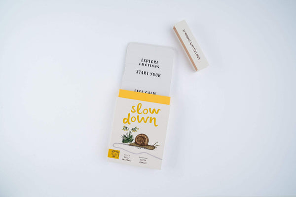 Slow Down : 30 Mindful Activity Cards