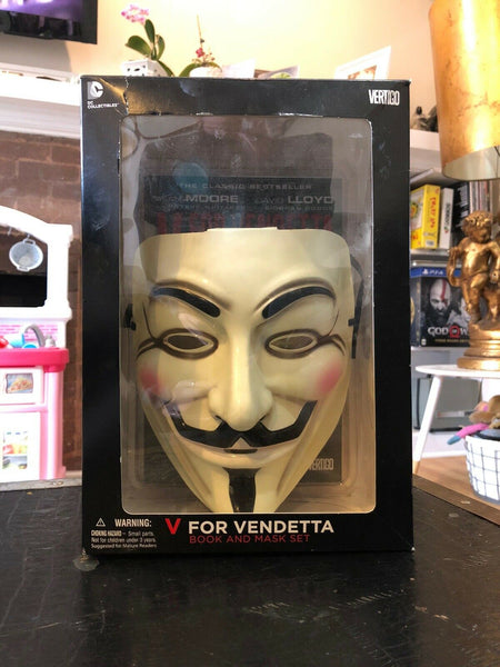 V for Vendetta Deluxe Collector Set - Kool Skool The Bookstore