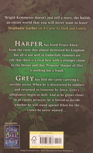 Cursebreakers #2 : A Heart So Fierce and Broken - Paperback