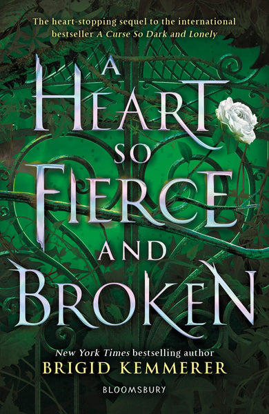 Cursebreakers #2 : A Heart So Fierce and Broken - Paperback